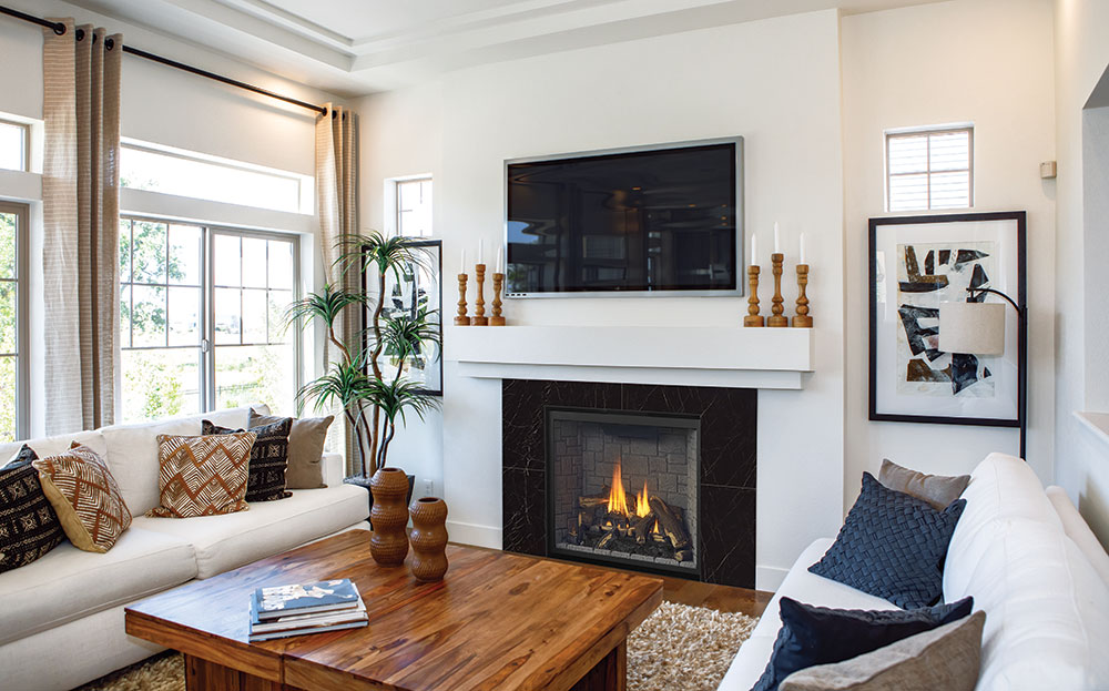 Regency G800C Gas Fireplace - Image 2
