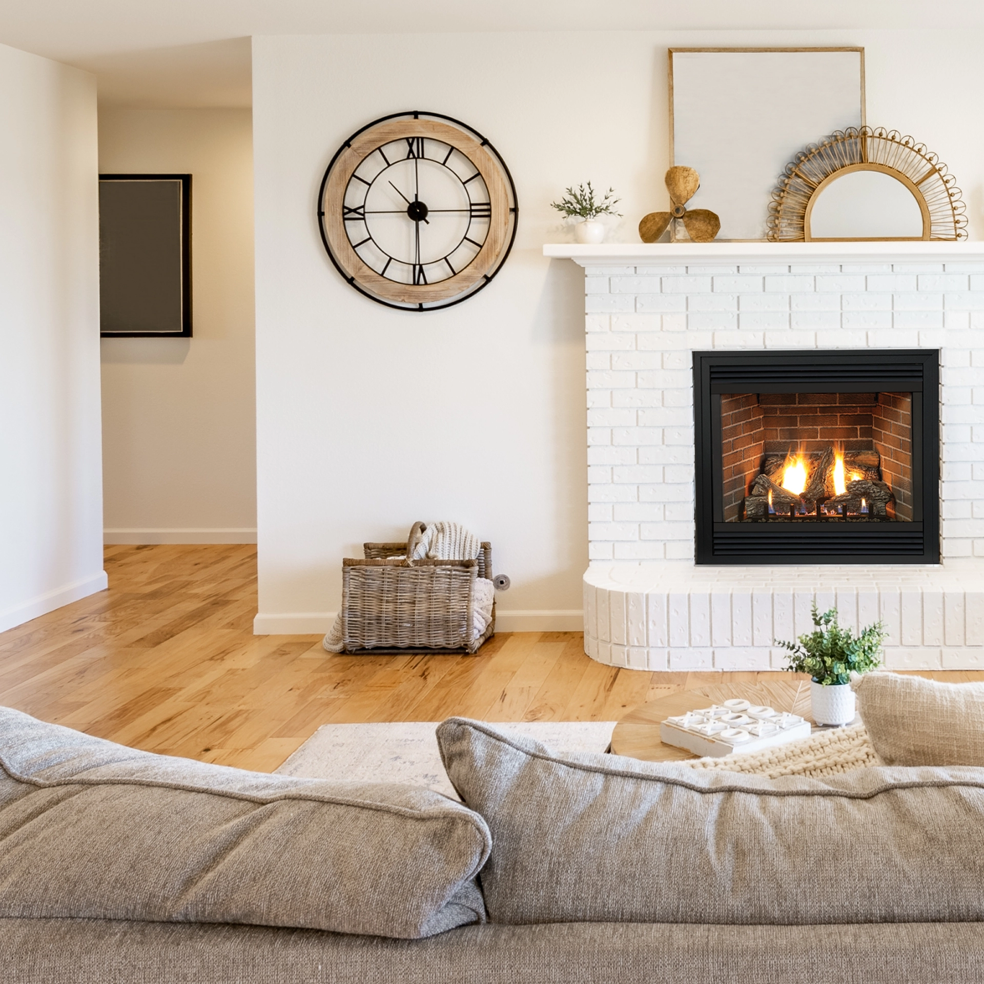 Empire Hearth Tahoe Premium 36" Direct-Vent Fireplace - Image 2