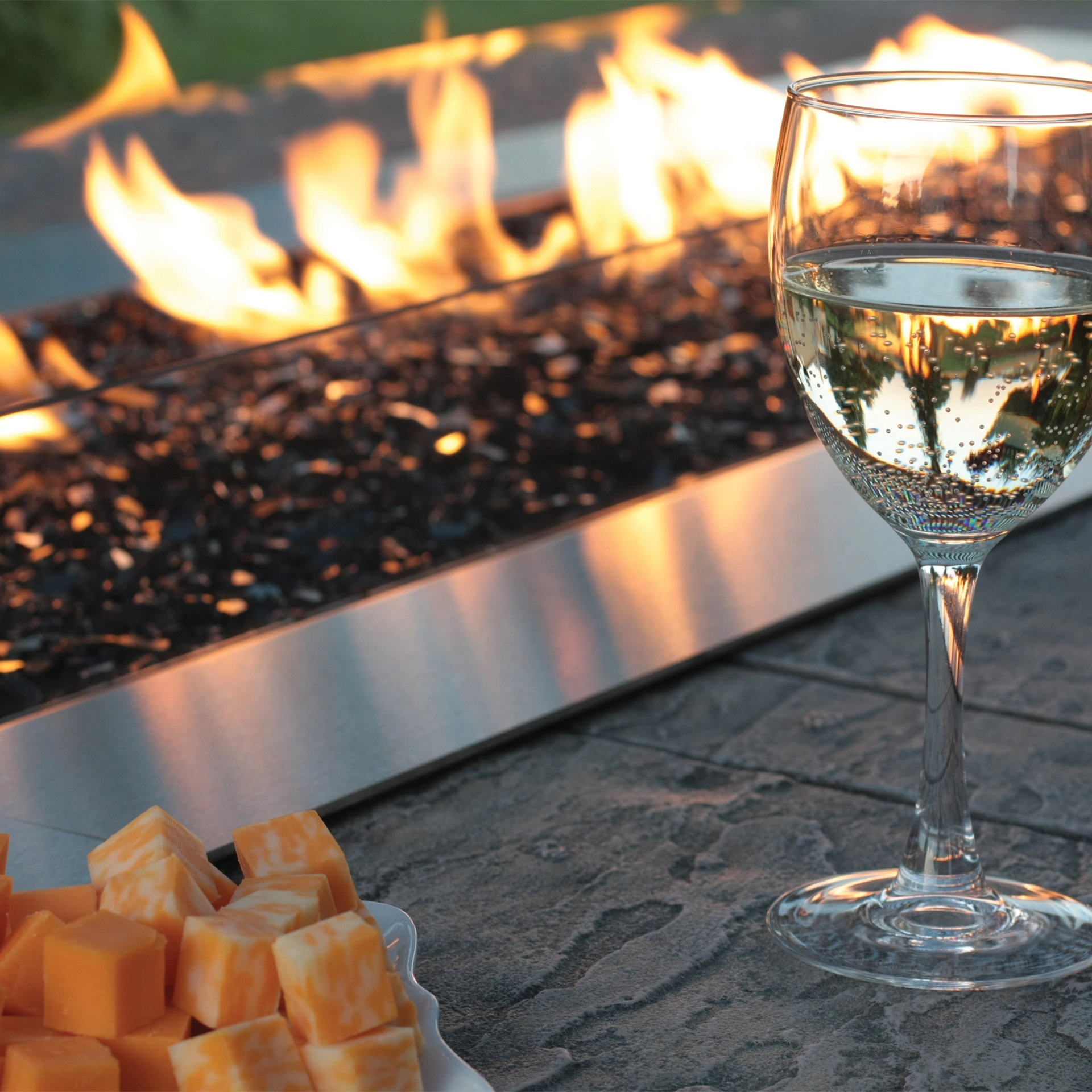 Empire Hearth Carol Rose 48" Outdoor Fire Pit - Image 4
